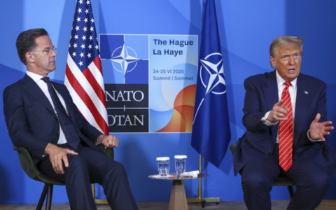Trump: “Fordow come Hiroshima, ora andiamo d’accordo con l’Iran”