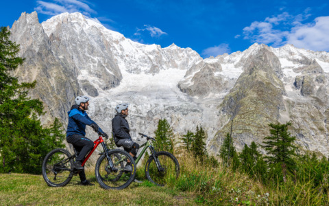 Escursioni, benessere e tante novità immersi nella magia del Monte Bianco: impianti aperti dal 28 giugno al 31 agosto