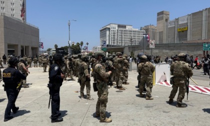 Guardia nazionale "illegittima" per sedare le proteste in California, secondo giudice federale