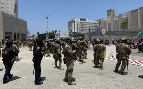 Guardia nazionale “illegittima” per sedare le proteste in California, secondo giudice federale