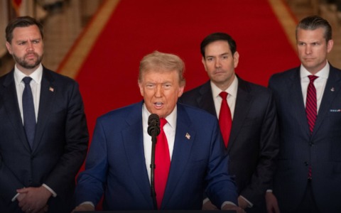 Gli Usa bombardano l’Iran, il discorso di Trump: “L’Iran, bullo del Medioriente, deve fare la pace”
