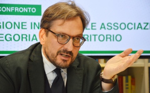 Ue, Guidesi: “Fondi europei a rischio se la gestione diventa statale”
