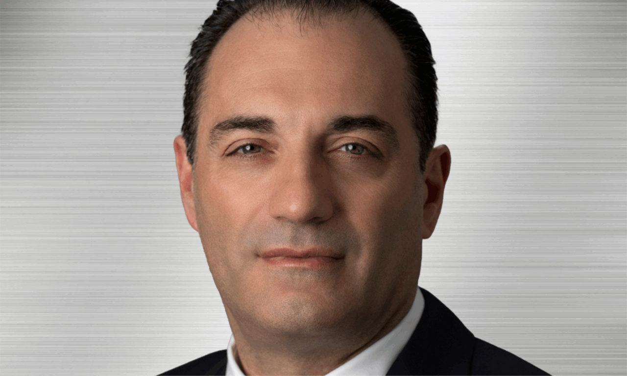 Il nuovo ad di Stellantis ha scelto con sé altri tre manager italiani: chi sono