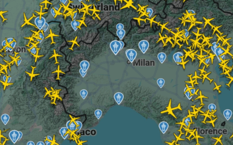 Guasto tecnico al centro radar, blocco del traffico aereo in tutto il Nord Ovest. Enav: “Si torna alla normalità”