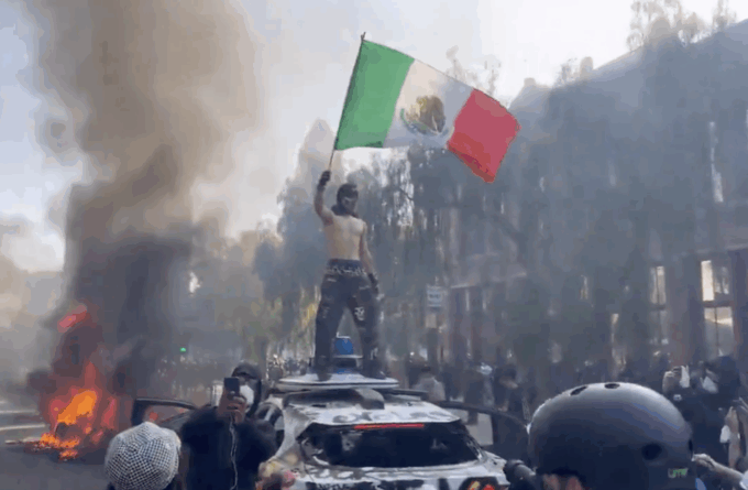 Scontri a Los Angeles dopo i raid anti-migranti: Trump invia i Marines e scatena la polemica