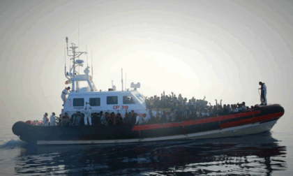Lampedusa: in 24 ore 14 sbarchi con 655 migranti