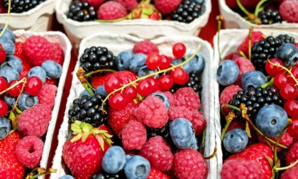Cheesecake senza cottura ai frutti di bosco: la ricetta