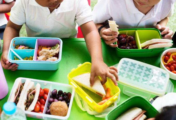 Pulizia e igiene nelle mense scolastiche: regole e normative