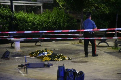 Massacra l’ex moglie a calci e coltellate in strada: “Ho fatto quello che dovevo”