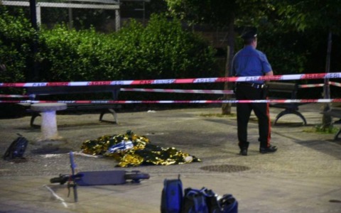 Massacra l’ex moglie a calci e coltellate in strada: “Ho fatto quello che dovevo”