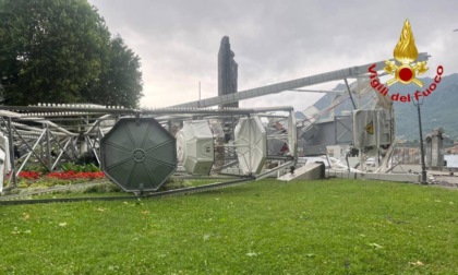 Maltempo in Lombardia: temporali e vento, crolla la ruota panoramica