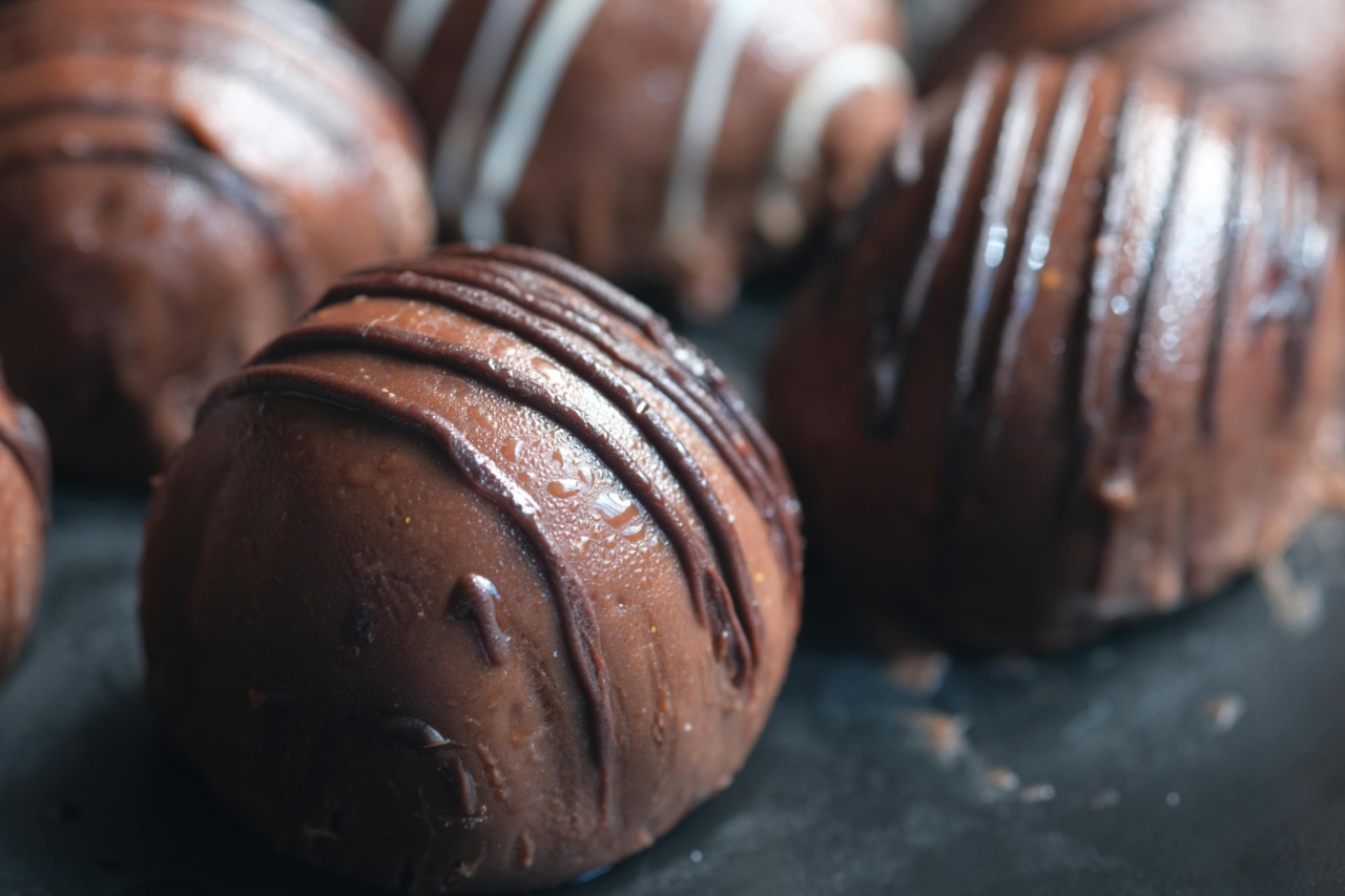 Salmonella nei tartufi dolci: i prodotti e i lotti a rischio (da non mangiare)