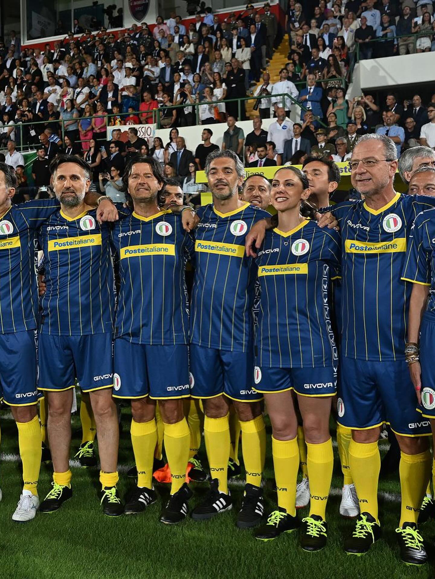 All’Aquila vince la solidarietà (e la Nazionale Cantanti): ministri e parlamentari in campo per la Partita del Cuore