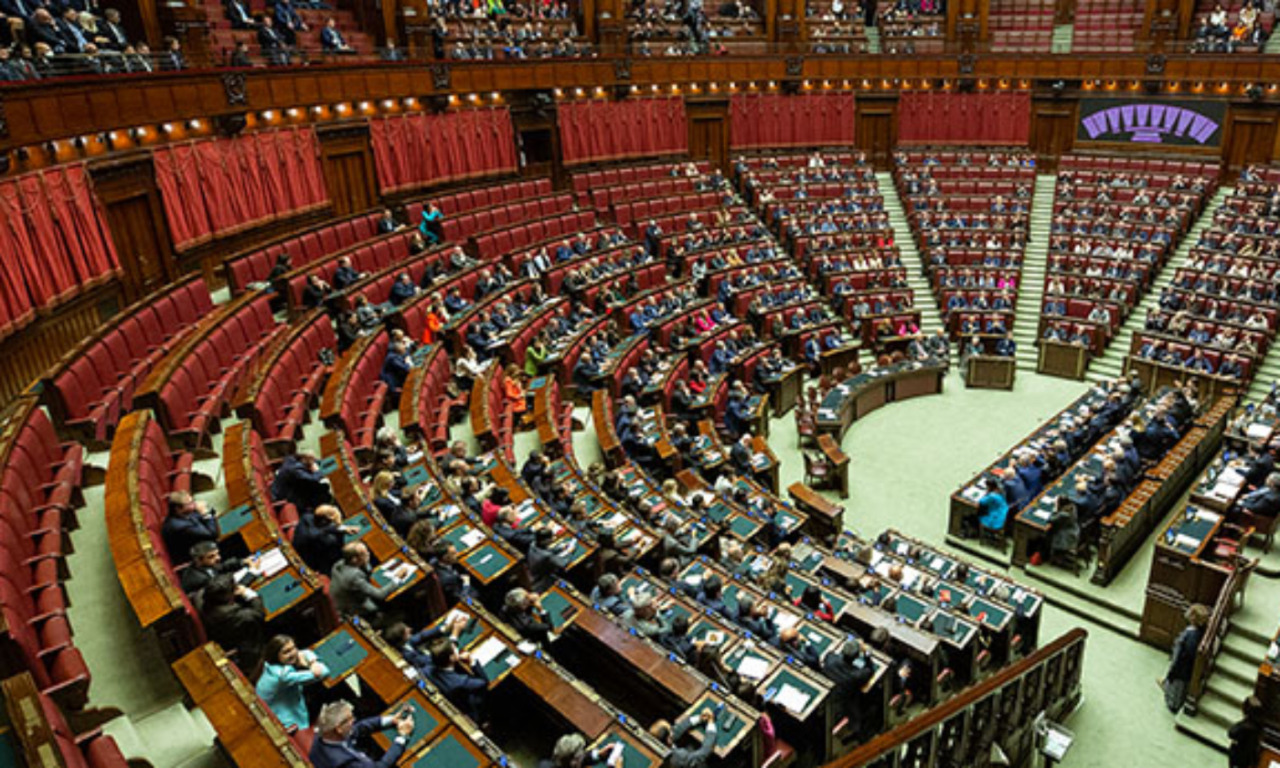 Via libera del senato al Dl infrastrutture: mini-riforma anche sugli appalti
