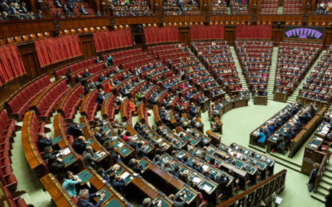 Via libera del senato al Dl infrastrutture: mini-riforma anche sugli appalti