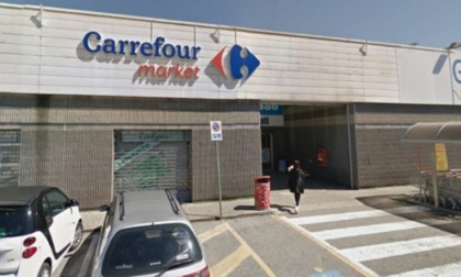 Cosa succede ora ai 1.188 supermercati italiani di Carrefour venduti