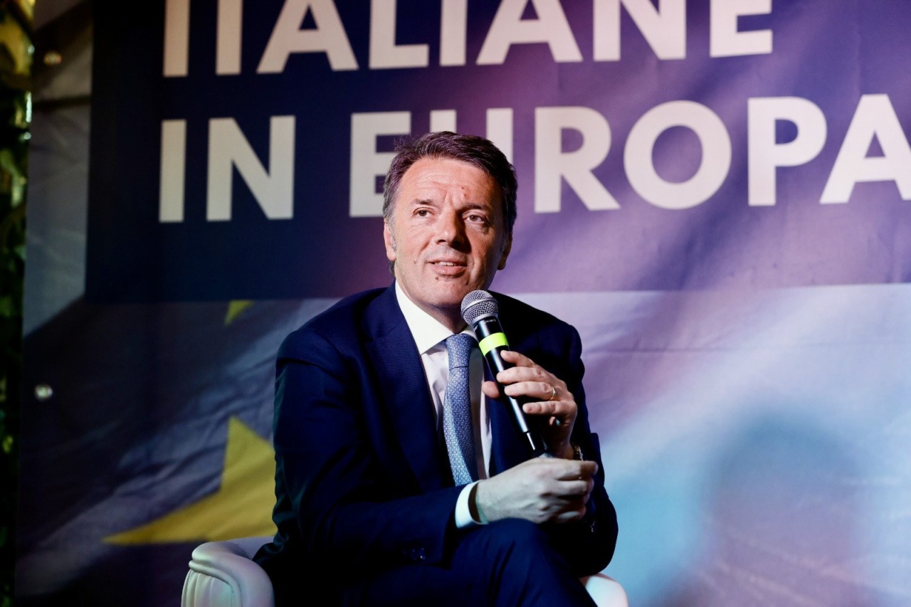 Renzi rompe con Mondadori: "Attacco di Piersilvio Berlusconi sgarbato e personale. Non scambio la mia libertà con i soldi"