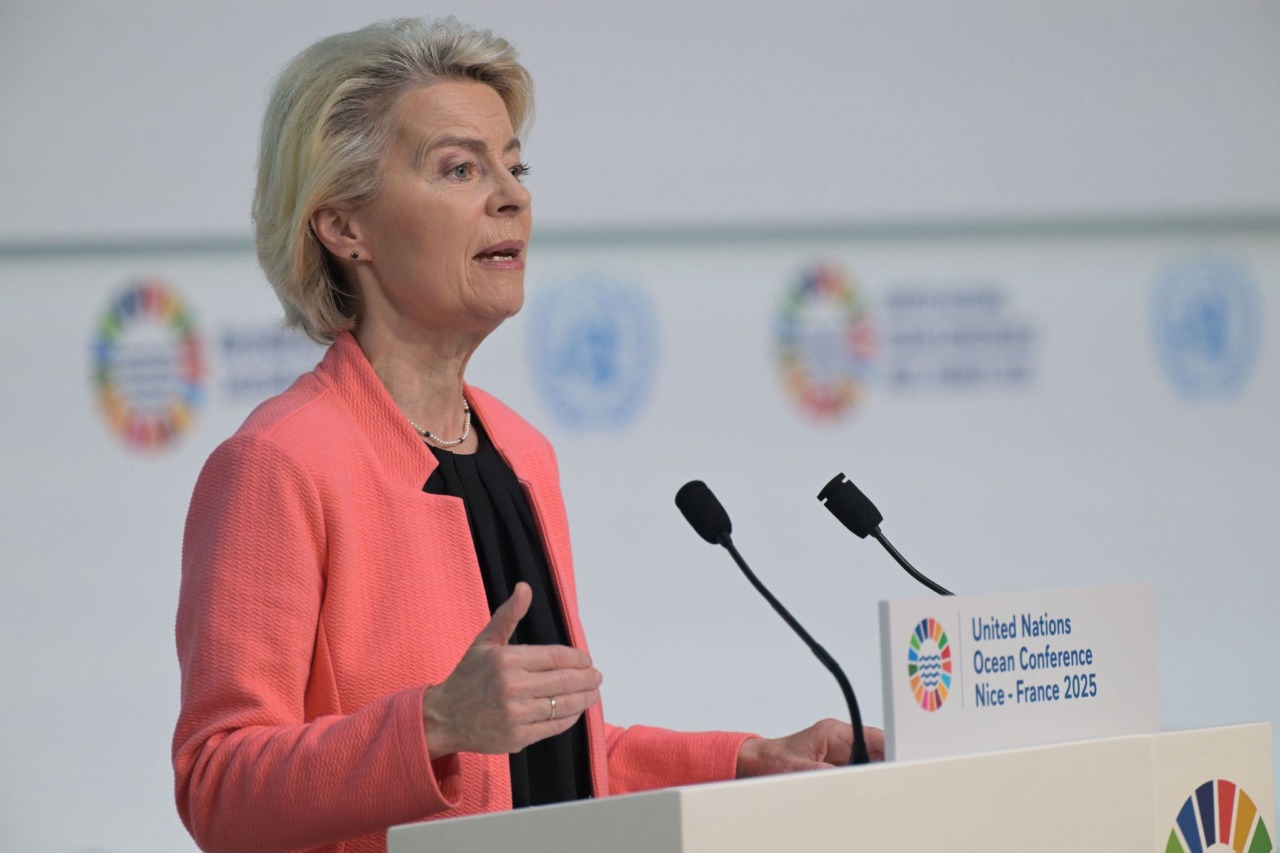Il Parlamento Europeo boccia la mozione di sfiducia contro Von der Leyen