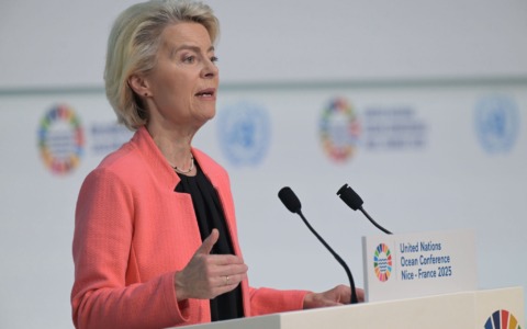 Il Parlamento Europeo boccia la mozione di sfiducia contro Von der Leyen
