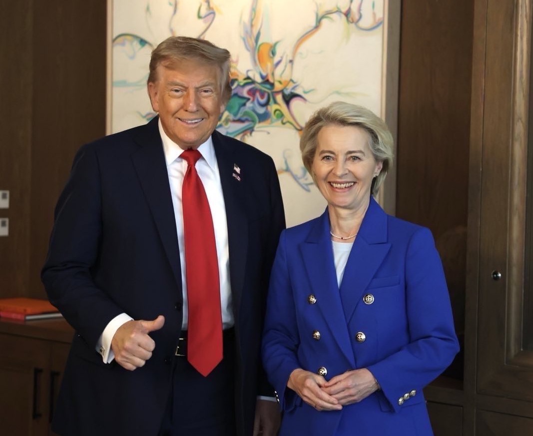 Dazi, l’Ue congela il secondo pacchetto di contromisure: “Non è ancora il momento di usarlo” secondo Von der Leyen
