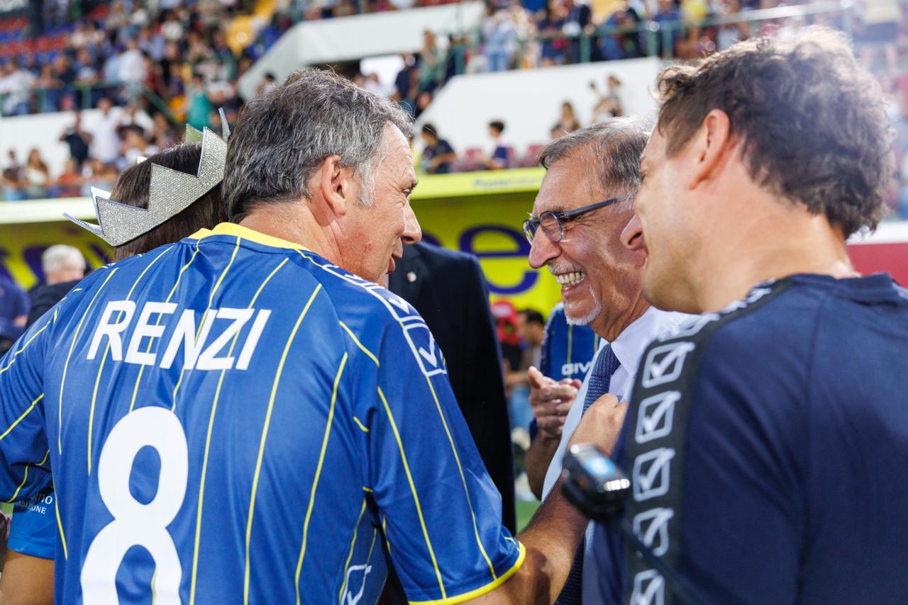 All’Aquila vince la solidarietà (e la Nazionale Cantanti): ministri e parlamentari in campo per la Partita del Cuore