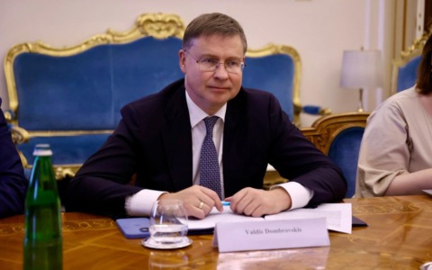 L’Ue ha messo nero su bianco la procedura per il congelamento degli asset russi