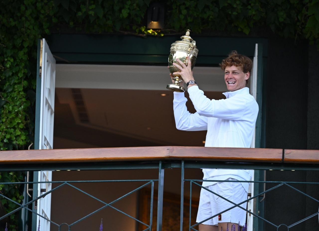 Jannik Sinner trionfa a Wimbledon 2025: le reazioni dal mondo della politica