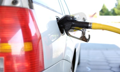 Ancora aumenti delle accise sul gasolio, Meritocrazia Italia: si intervenga subito per evitare l’effetto domino sul potere di acquisto