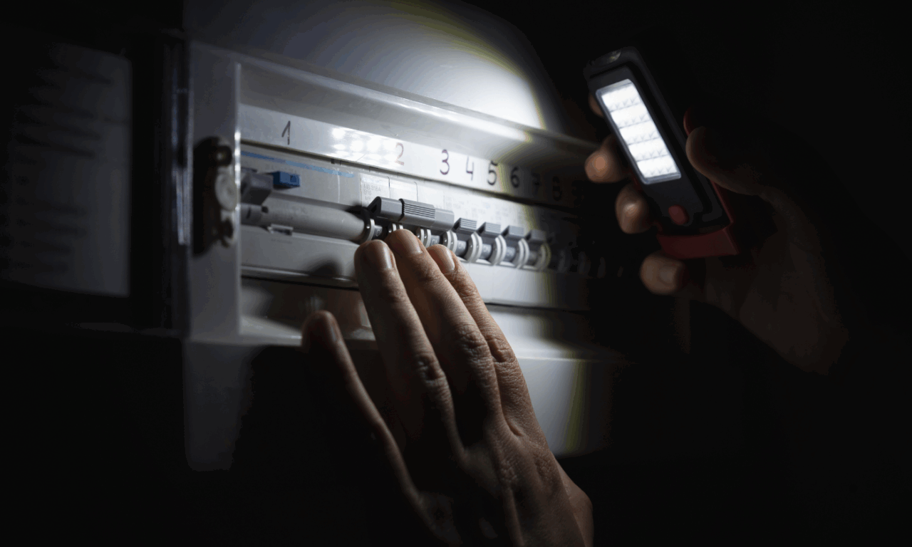 Raffica di blackout a Bergamo, Milano, Roma e Firenze: emergenza elettrica mai come quest’anno