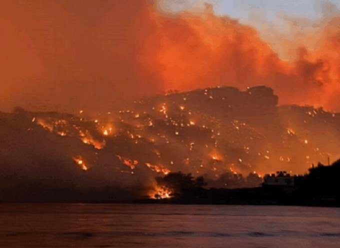 Caldo killer in Europa: da sabato oltre 100 morti in Spagna. Creta e Turchia devastate dagli incendi