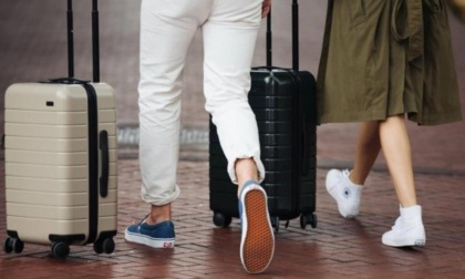 Da oggi via ai nuovi limiti per i liquidi nel bagaglio a mano: cosa cambia e in quali aeroporti