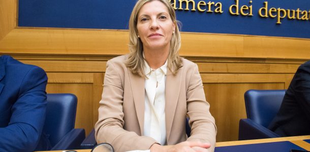 Almasri, attesa decisione su rinvio a giudizio di Nordio: "Non mi dimetto"