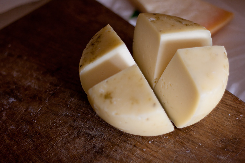 Escherichia coli nel formaggio: prodotto e lotti ritirati (da non mangiare)