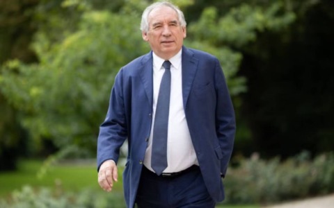 Nuovo scontro con Parigi. Bayrou: “L’Italia fa dumping fiscale”