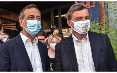 Milano-gate, il Centrodestra chiede la testa di Sala: “Dimissioni”. Ma anche il M5S: “Tolga il disturbo”