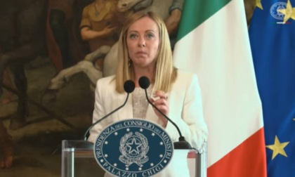 Meloni: "Bene il cambio di postura di Trump con Putin, aumentare la pressione sulla Russia"