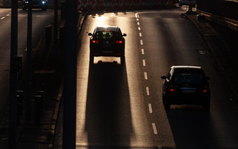 Traffico autostrade estate 2025: giornate da bollino nero, consigli e previsioni
