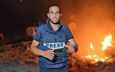 Cinque giornalisti di Al Jazeera uccisi in un raid israeliano a Gaza. Idf: “Erano affiliati a Hamas”