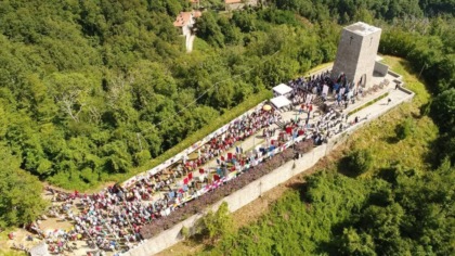 Sant’Anna di Stazzema, Mattarella: “Eccidio pungolo per respingere la violenza”