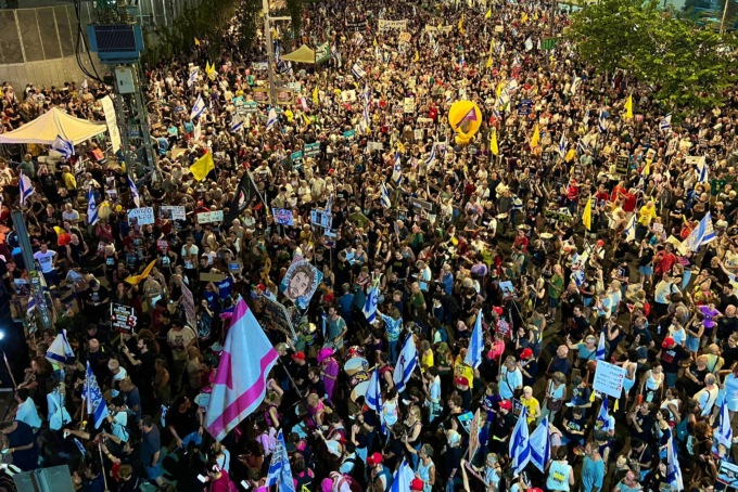 Dopo le diserzioni, in Israele monta la protesta di civili e militari contro l'occupazione di Gaza City