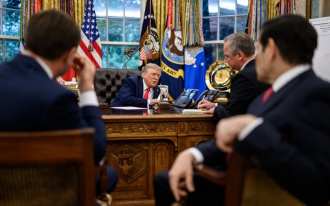 Bilaterale Putin-Zelensky entro dieci giorni, poi nuovo incontro con Trump