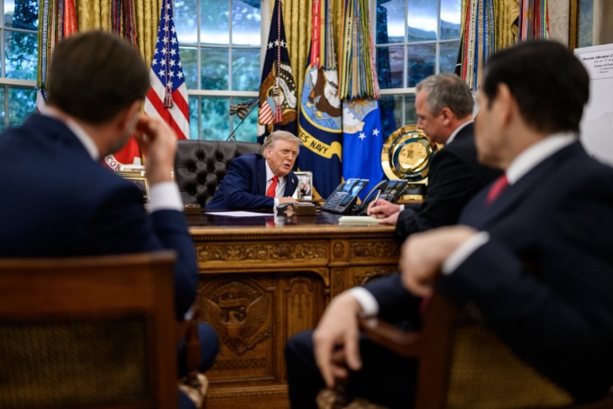 Bilaterale Putin-Zelensky entro dieci giorni, poi nuovo incontro con Trump