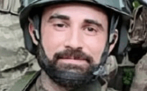“L’italiano Luca Cecca morto in Ucraina” (ma la Farnesina non conferma ancora)