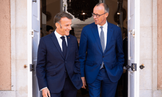 Ucraina, Macron e Merz alzano la pressione su Putin: “Risposta entro lunedì”