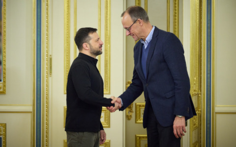 Videocall tra Ucraina, Ue e Usa: “Qualsiasi scambio territoriale deve essere negoziato da Kiev”