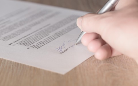 Sì agli accordi prematrimoniali: il plauso di Meritocrazia Italia per il nuovo orientamento della Cassazione