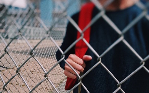 Contro la dispersione scolastica, bene il decreto Caivano, ma serve fare di più