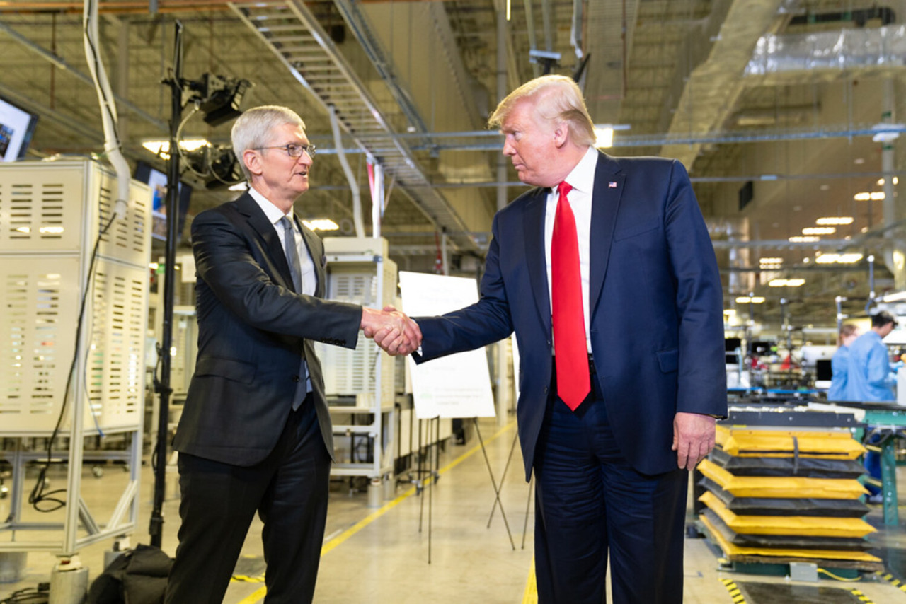 Apple investirà 100 miliardi negli Usa