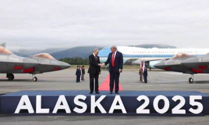 Summit con Putin in Alaska: Trump ha già chiamato i leader europei e Nato , Zelensky lunedì a Washington