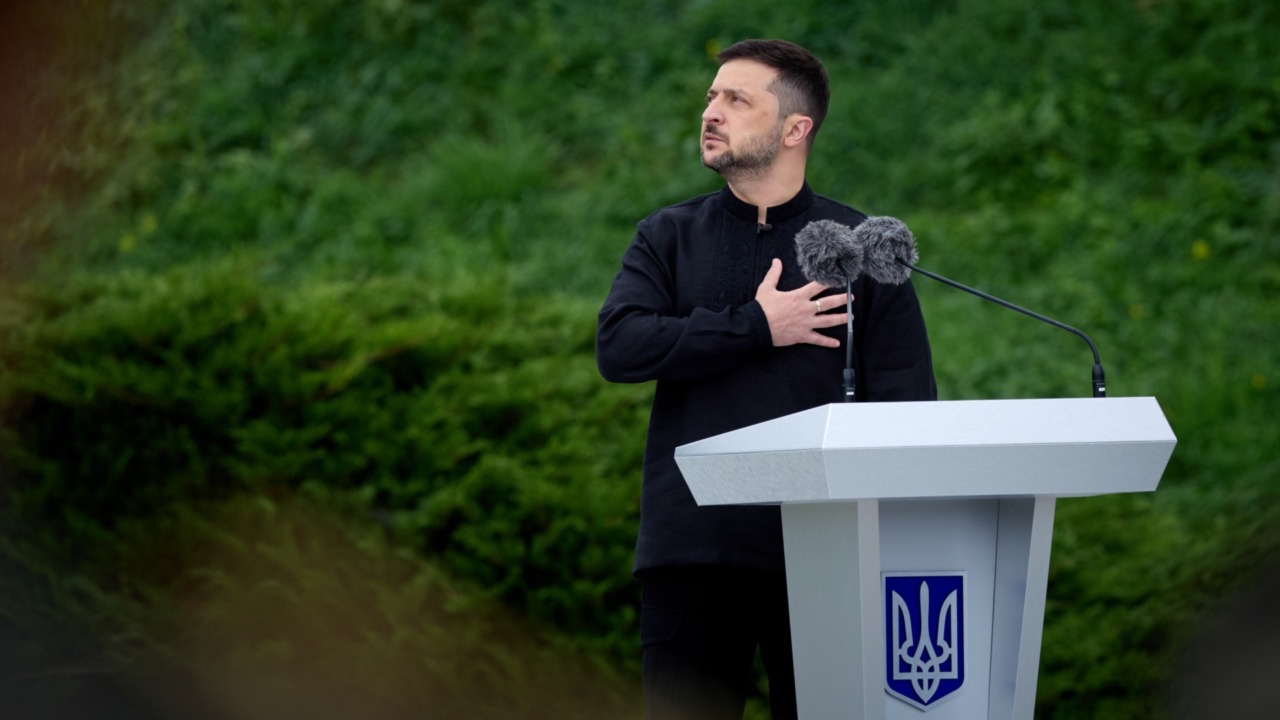 Si allontana il vertice Putin-Zelensky. Trump fa un passo indietro: “Come mischiare olio e aceto”